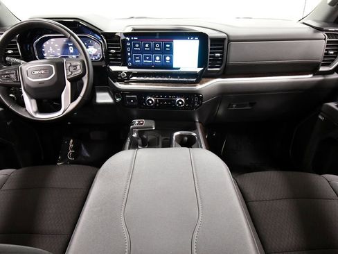Used 2025 GMC Sierra 1500 Elevation w/ Preferred Package image 3