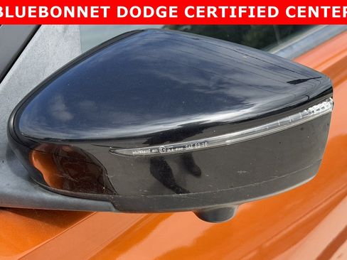 Used 2020 Nissan Kicks SR FWD image 16