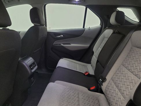 Used 2024 Chevrolet Equinox LS image 18