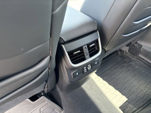 Used 2025 Subaru Outback Limited w/ Popular Package #2 image 42