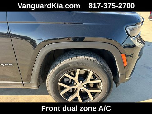 Used 2024 Jeep Grand Cherokee L Limited w/ Luxury Tech Group II image 11