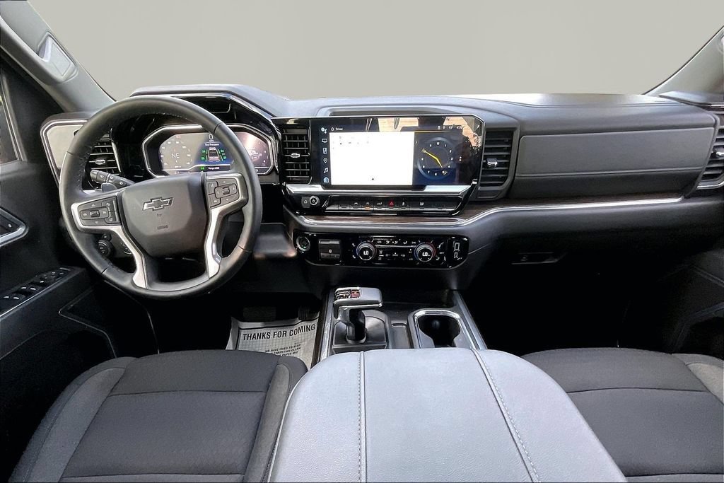Used 2024 Chevrolet Silverado 1500 RST w/ Max Trailering Package AWD/4WD image 9