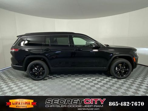 New 2026 Jeep Grand Cherokee L Limited AWD/4WD image 8