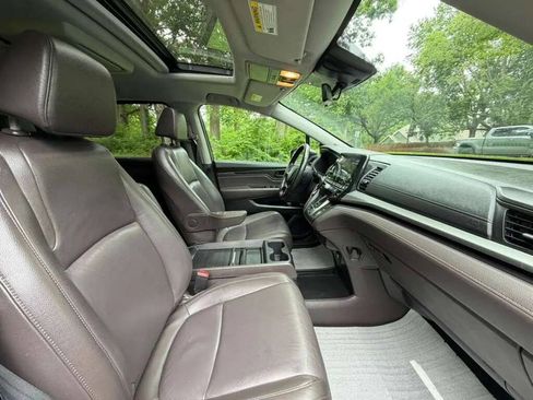 Used 2019 Honda Odyssey EX-L image 12