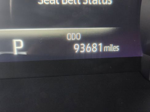 Used 2020 Toyota Highlander Limited image 48