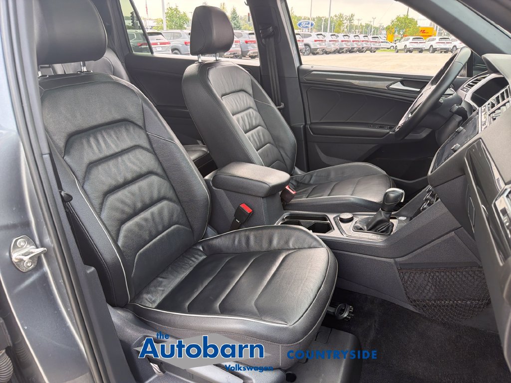Used 2020 Volkswagen Tiguan SEL Premium R-Line AWD/4WD image 28