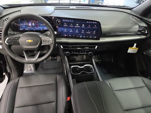 New 2026 Chevrolet Traverse LT image 11