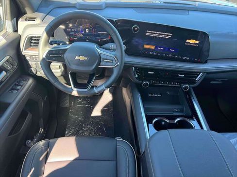 New 2026 Chevrolet Suburban Premier w/ Sun And Tow Package image 9