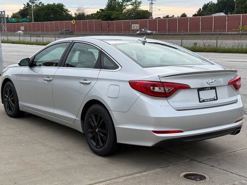 Used 2017 Hyundai Sonata SE FWD image 10