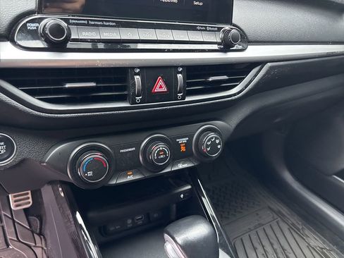Used 2021 Kia Forte GT w/ GT2 Package FWD image 8