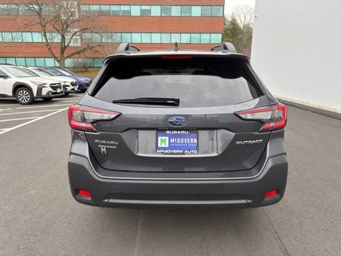 Used 2025 Subaru Outback Premium AWD/4WD image 7