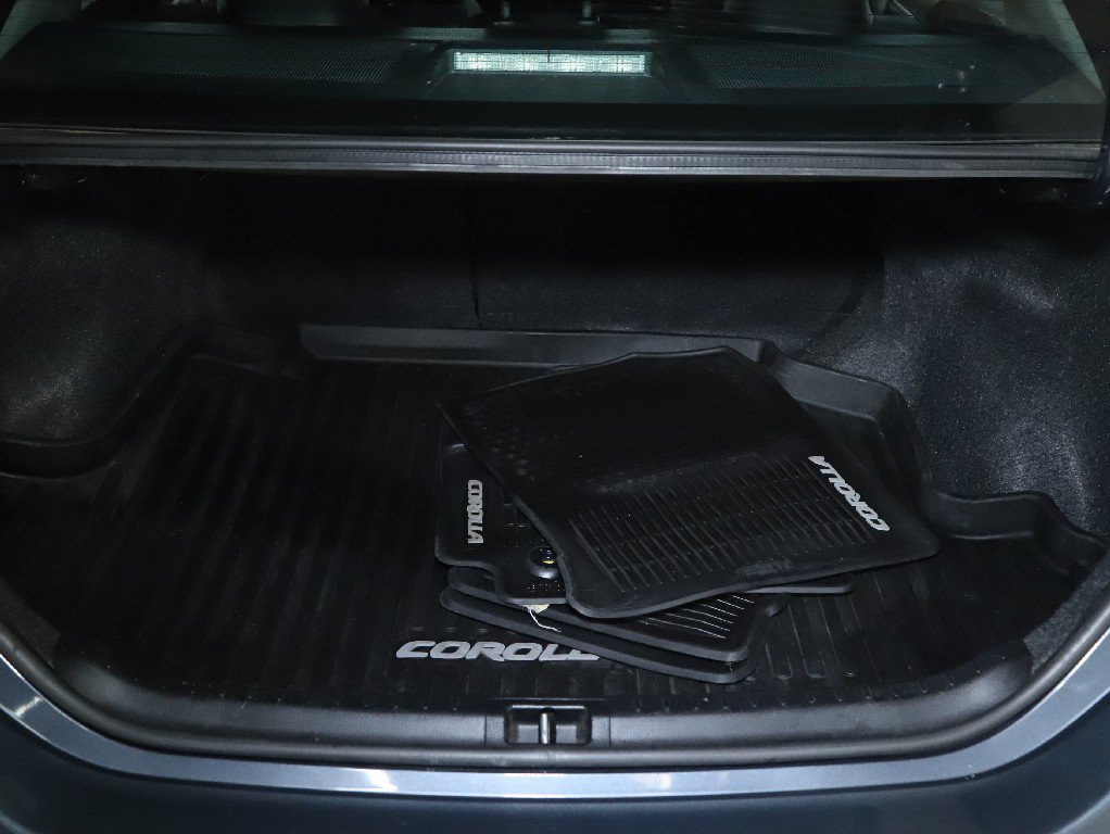 Used 2016 Toyota Corolla S FWD image 28