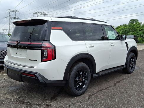 New 2025 Nissan Armada PRO-4X image 4