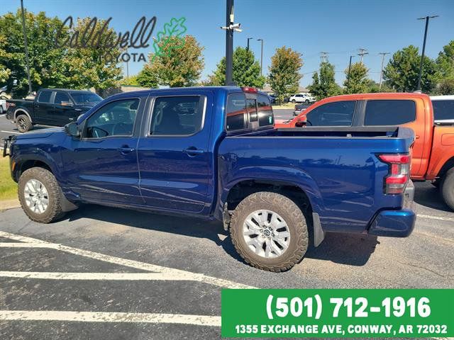 Used 2022 Nissan Frontier SV AWD/4WD image 4