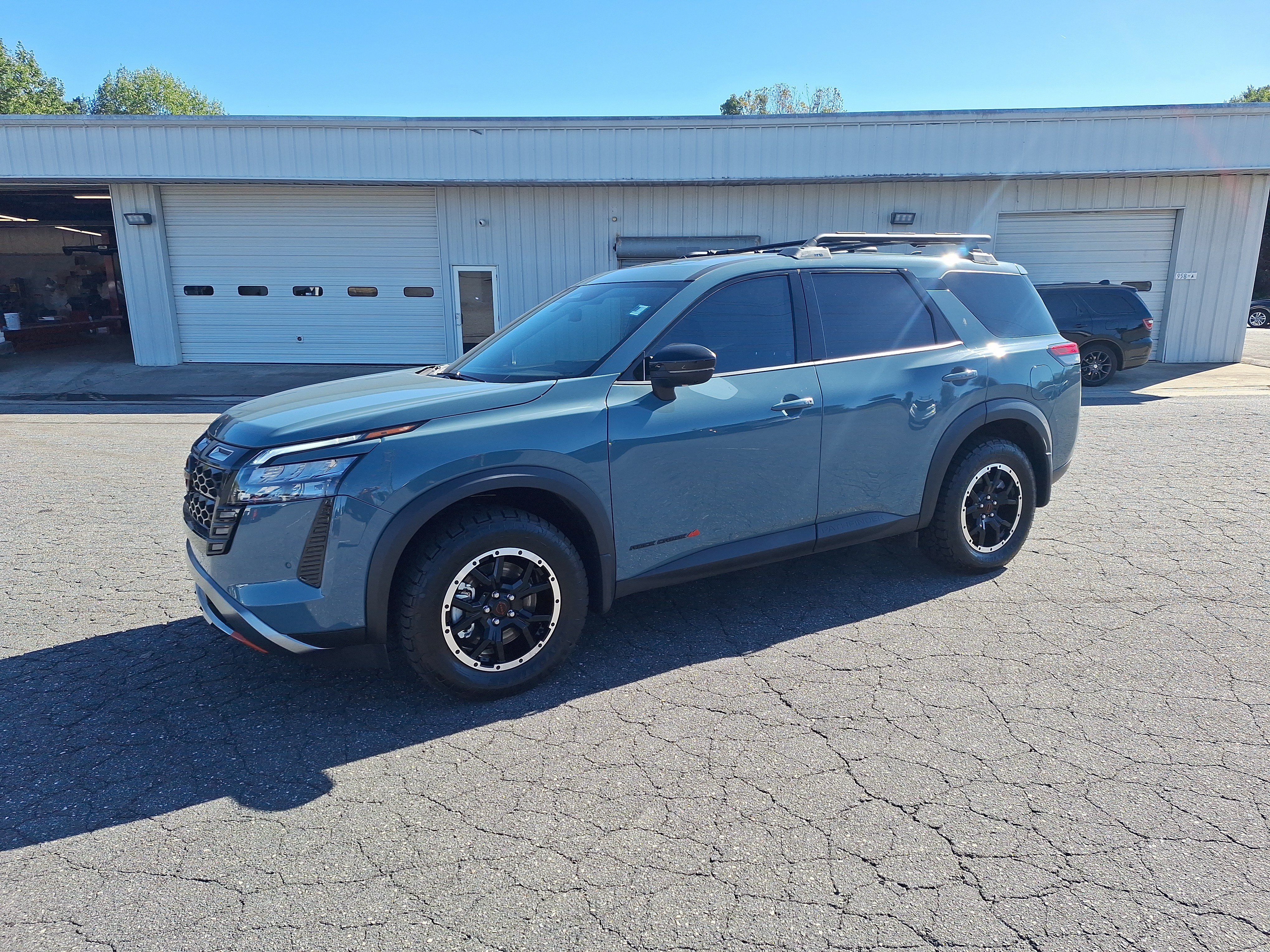 Certified 2026 Nissan Pathfinder Rock Creek w/ Rock Creek Premium Package AWD/4WD image 1
