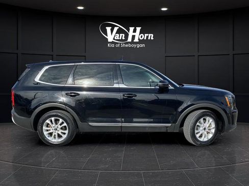 Used 2020 Kia Telluride LX image 2