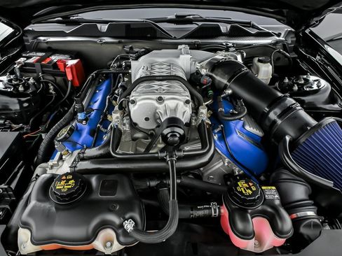 Used 2013 Ford Mustang Shelby GT500 RWD image 16