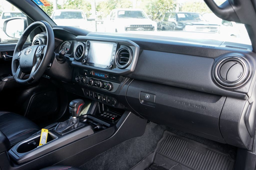 Used 2021 Toyota Tacoma TRD Pro AWD/4WD image 37