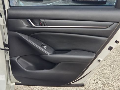 Used 2021 Honda Accord Sport image 26
