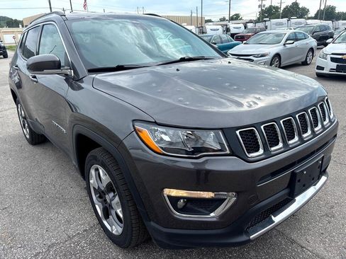 Used 2020 Jeep Compass Limited image 4