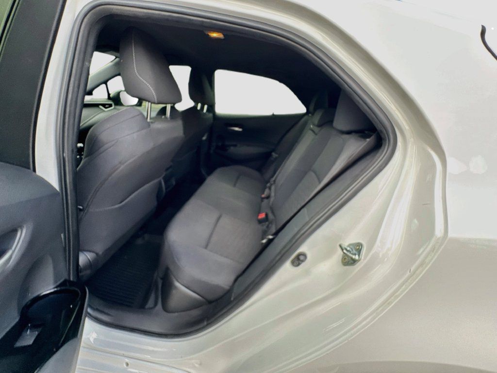 Used 2022 Toyota Corolla SE FWD image 22