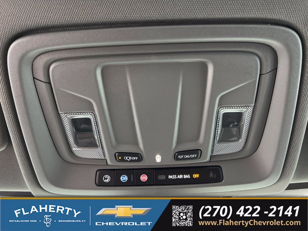 Used 2024 Chevrolet Silverado 1500 LT AWD/4WD image 31