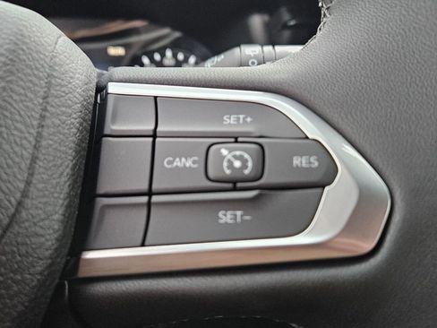 New 2026 Jeep Compass Latitude image 25