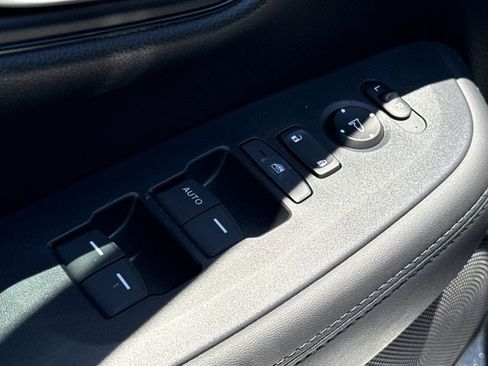 New 2027 Honda HR-V LX image 23