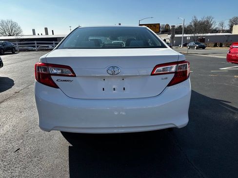 Used 2012 Toyota Camry LE image 6