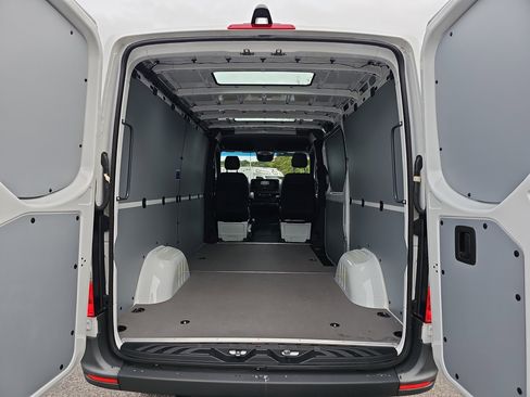 Certified 2024 Mercedes-Benz Sprinter 144 Cargo image 13