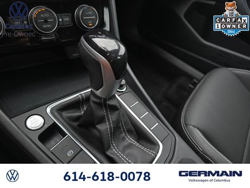 Certified 2023 Volkswagen Jetta SE w/ Panoramic Sunroof Package FWD image 25