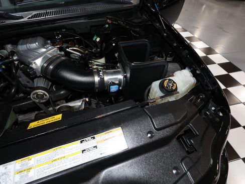 Used 2000 Ford F150 Lightning RWD image 69