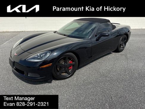 Used 2005 Chevrolet Corvette Convertible w/ Preferred Equipment Group RWD image 1