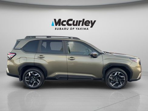 Used 2025 Subaru Forester Limited image 6