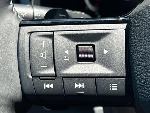 New 2026 Nissan Pathfinder Platinum AWD/4WD image 28