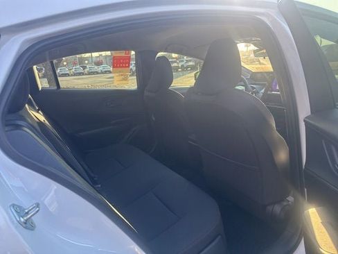 New 2026 Toyota Prius Plug-In Hybrid image 12