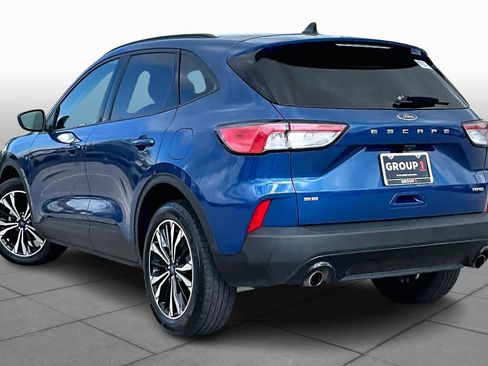 Used 2022 Ford Escape SE w/ SE Sport Appearance Package AWD/4WD image 12