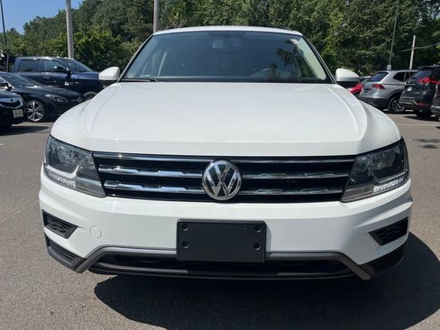 Used 2021 Volkswagen Tiguan SE image 3