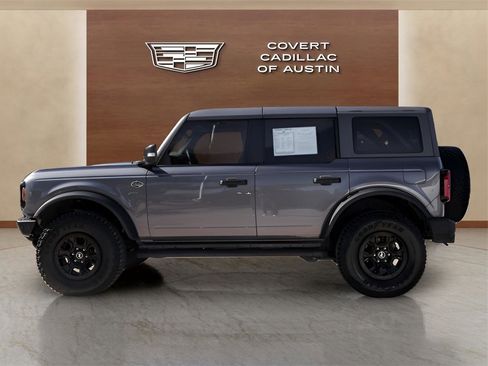 Used 2024 Ford Bronco Wildtrak image 2