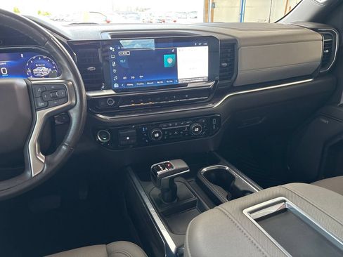 Used 2022 Chevrolet Silverado 1500 LTZ w/ Technology Package AWD/4WD image 23