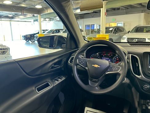 Used 2019 Chevrolet Equinox LT FWD image 24