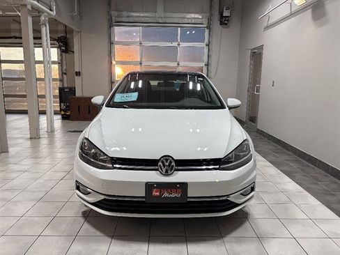 Used 2019 Volkswagen Golf SE image 6
