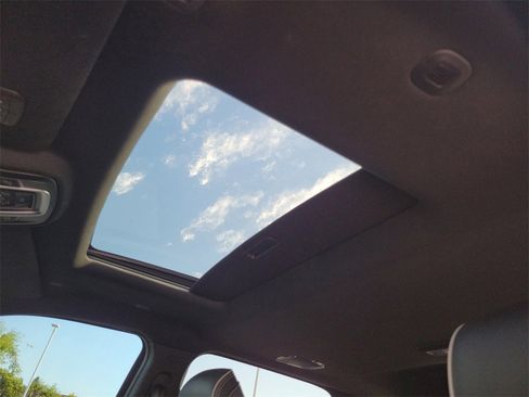 Used 2024 RAM 2500 Limited image 19