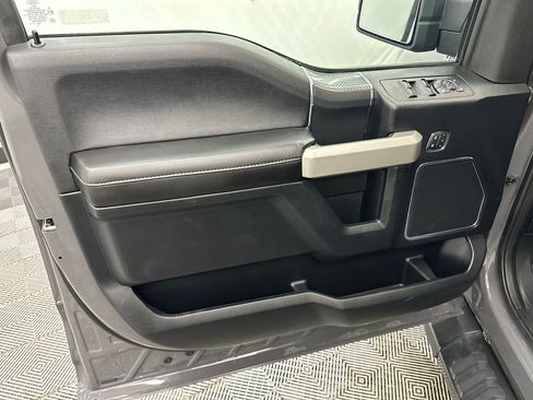 Used 2018 Ford F150 Lariat w/ Equipment Group 502A Luxury image 11