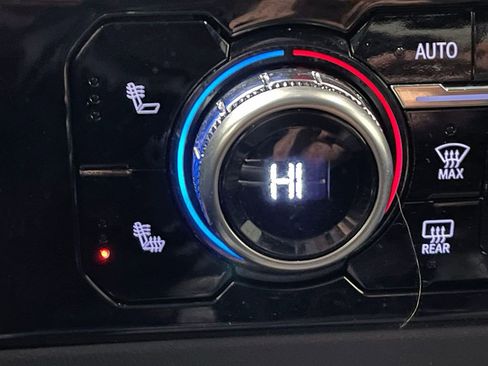 Used 2023 GMC Sierra 1500 Elevation w/ X31 Off-Road Package image 33