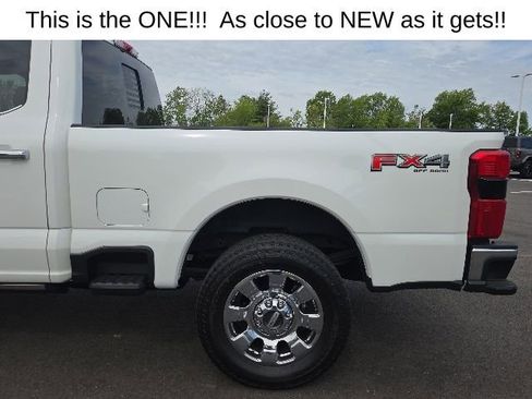 Used 2024 Ford F250 Lariat w/ Lariat Ultimate Package AWD/4WD image 13
