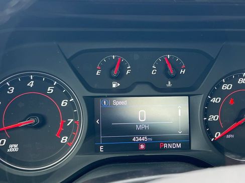Used 2023 Chevrolet Camaro LT RWD image 19