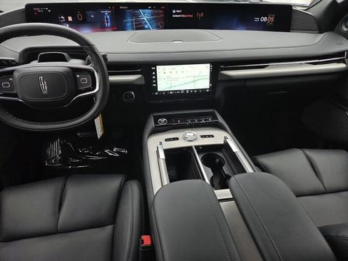 New 2026 Lincoln Navigator Reserve w/ Jet Appearance Package AWD/4WD image 5