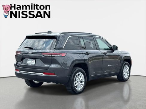 Used 2025 Jeep Grand Cherokee Laredo X w/ Luxury Tech Group I AWD/4WD image 2