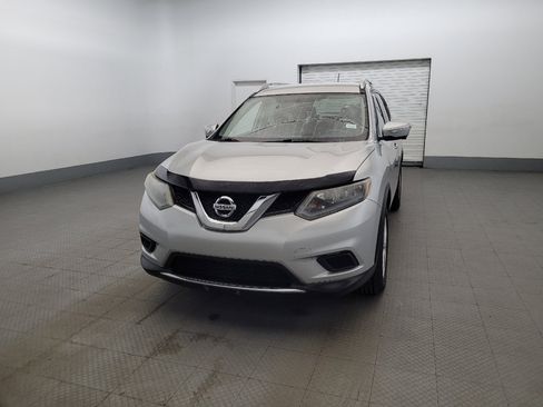 Used 2015 Nissan Rogue SV w/ SV Premium Package AWD/4WD image 15
